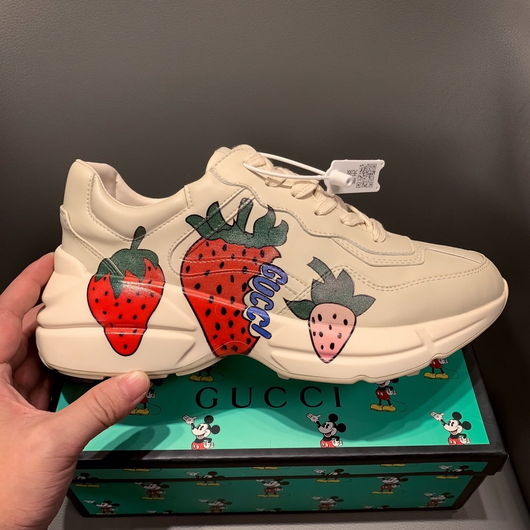GLM-GCI  RHYTON VINTAGE TRAINER STRAWWBERRY WHITE SNEAKER 141