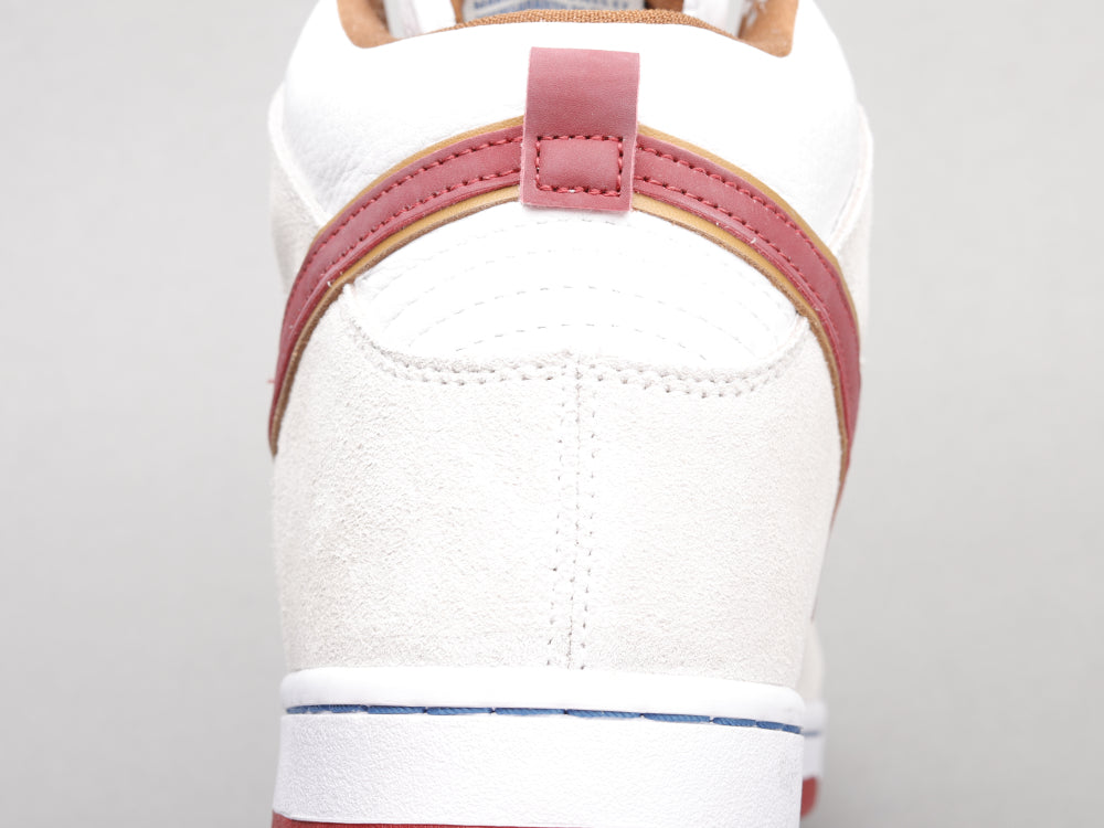 GLM - Beige and red hook high top knight color matching
