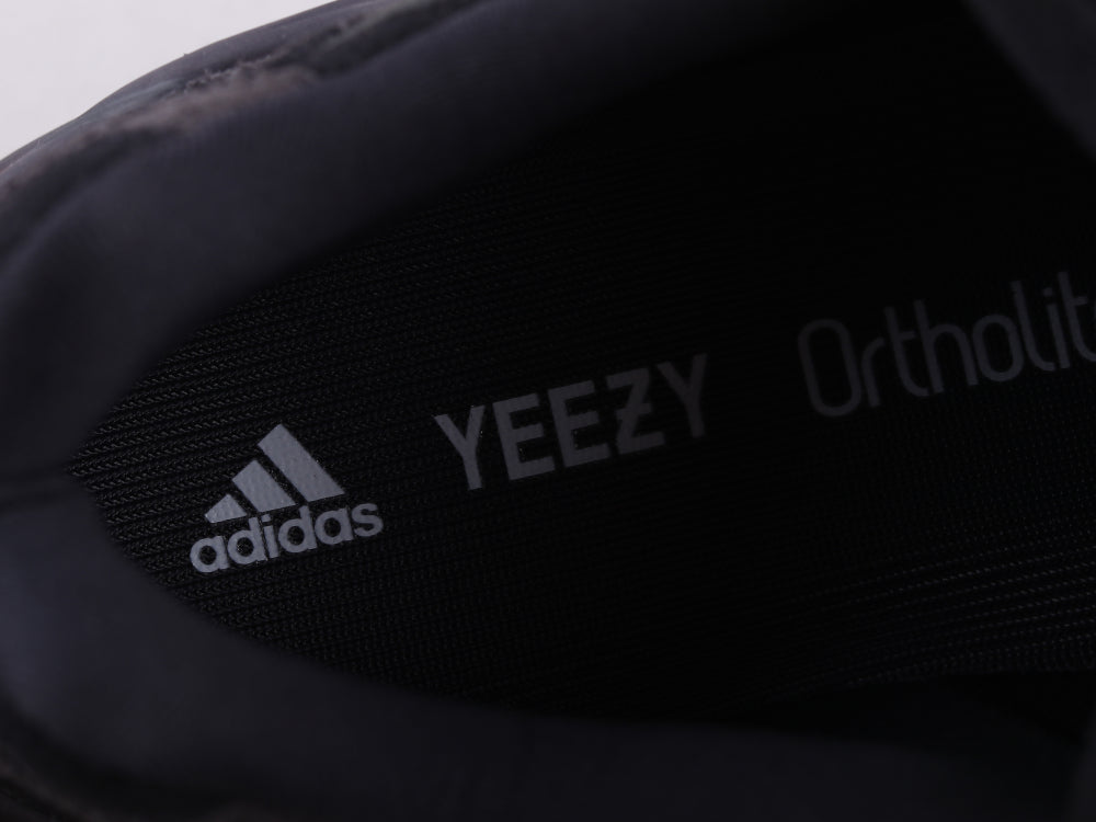 GLM - Yzy 700 Vanta Sneaker