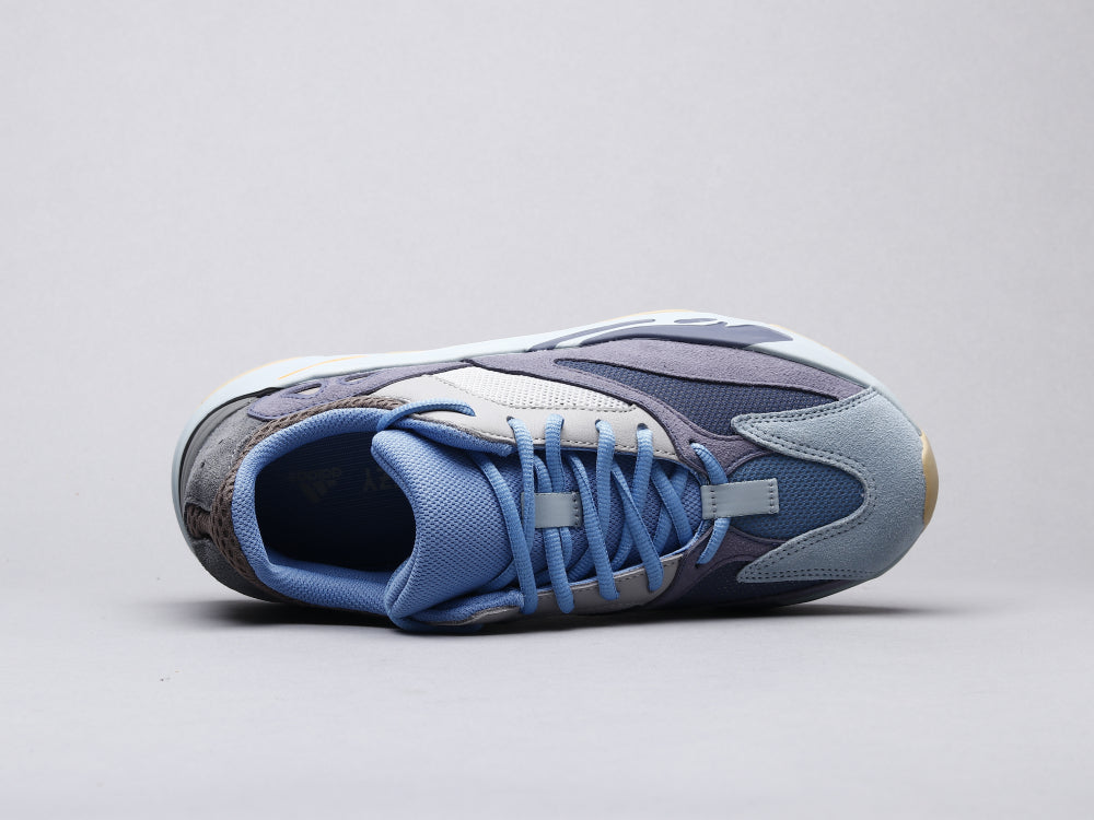 GLM - Yzy 700 Carbon Blue Sneaker