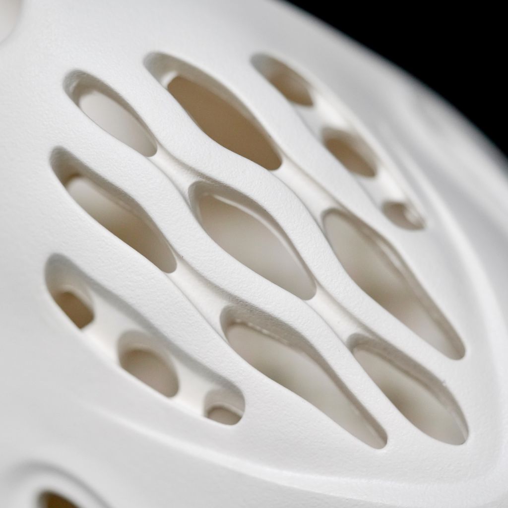 GLM - Yzy Foam Runner Sneaker