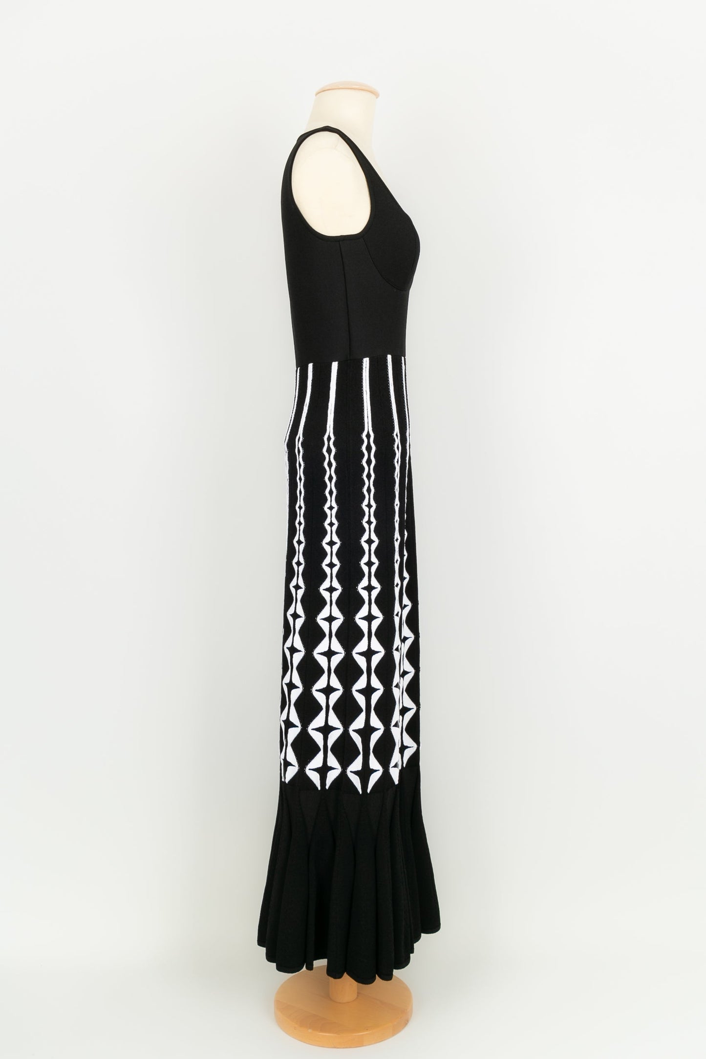 Robe noire et blanche AlaÃƒÆ’Ã‚Â¯a