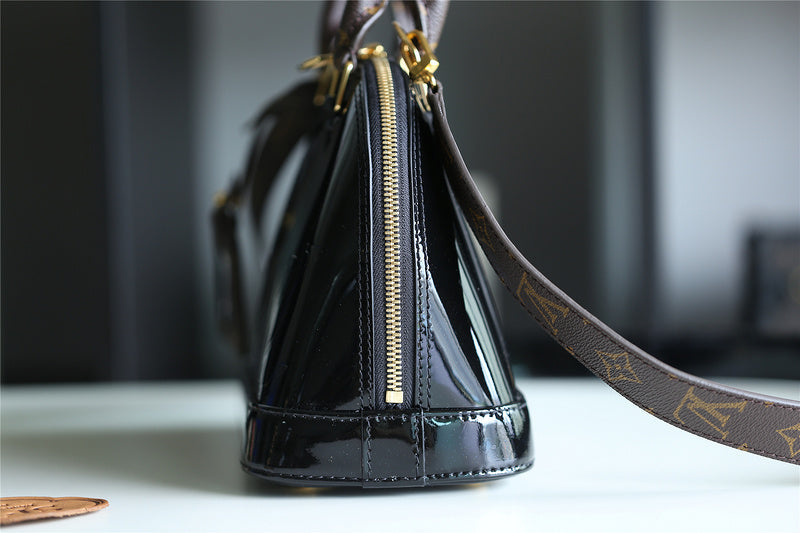 Glami GlamI Lu-Vi bags - 8283