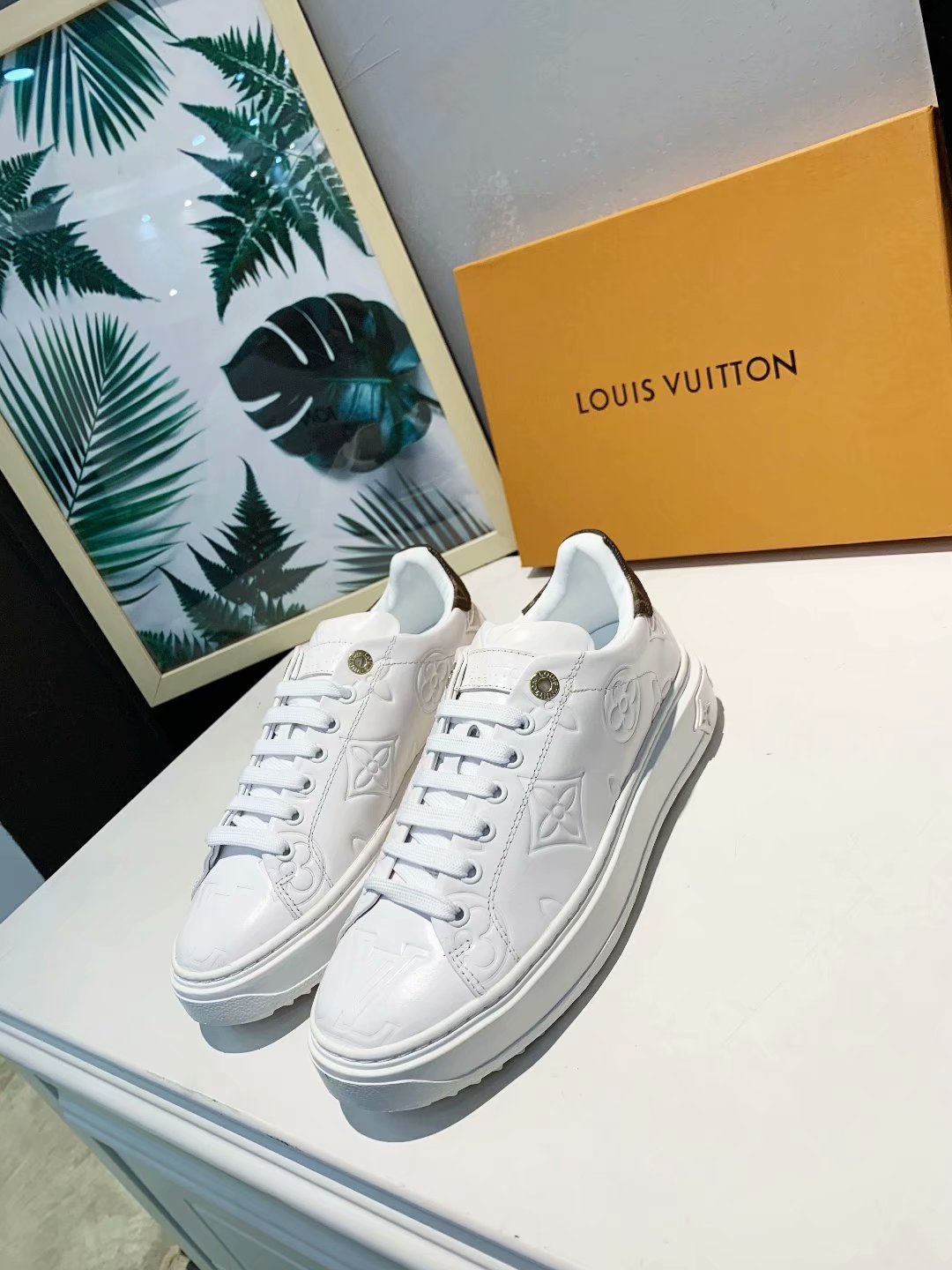 GLM - Top Quality Luv Sneaker 219