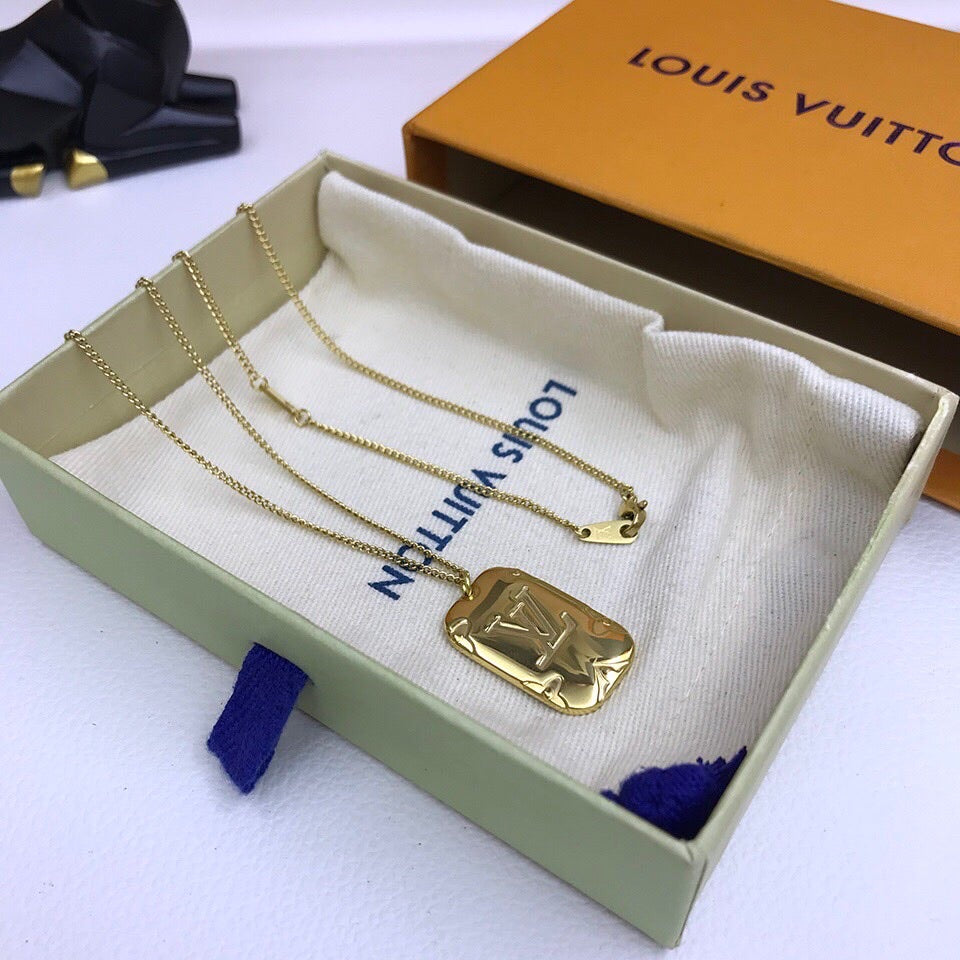 GLM - Top Quality Necklace LUV014