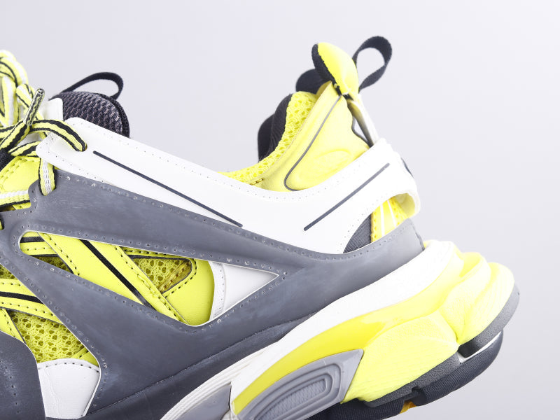 GLM - Bla Track Three Generations Sneaker