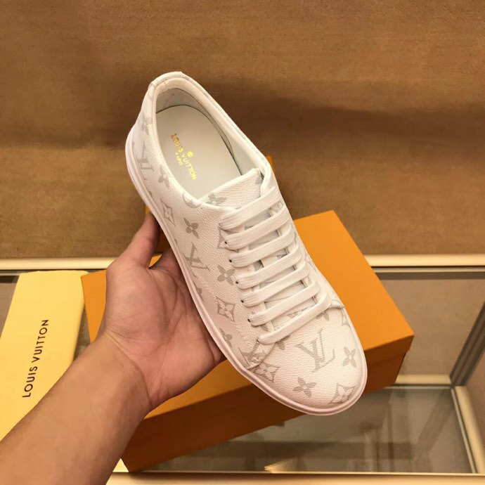 GLM - Top Quality Luv Sneaker 062