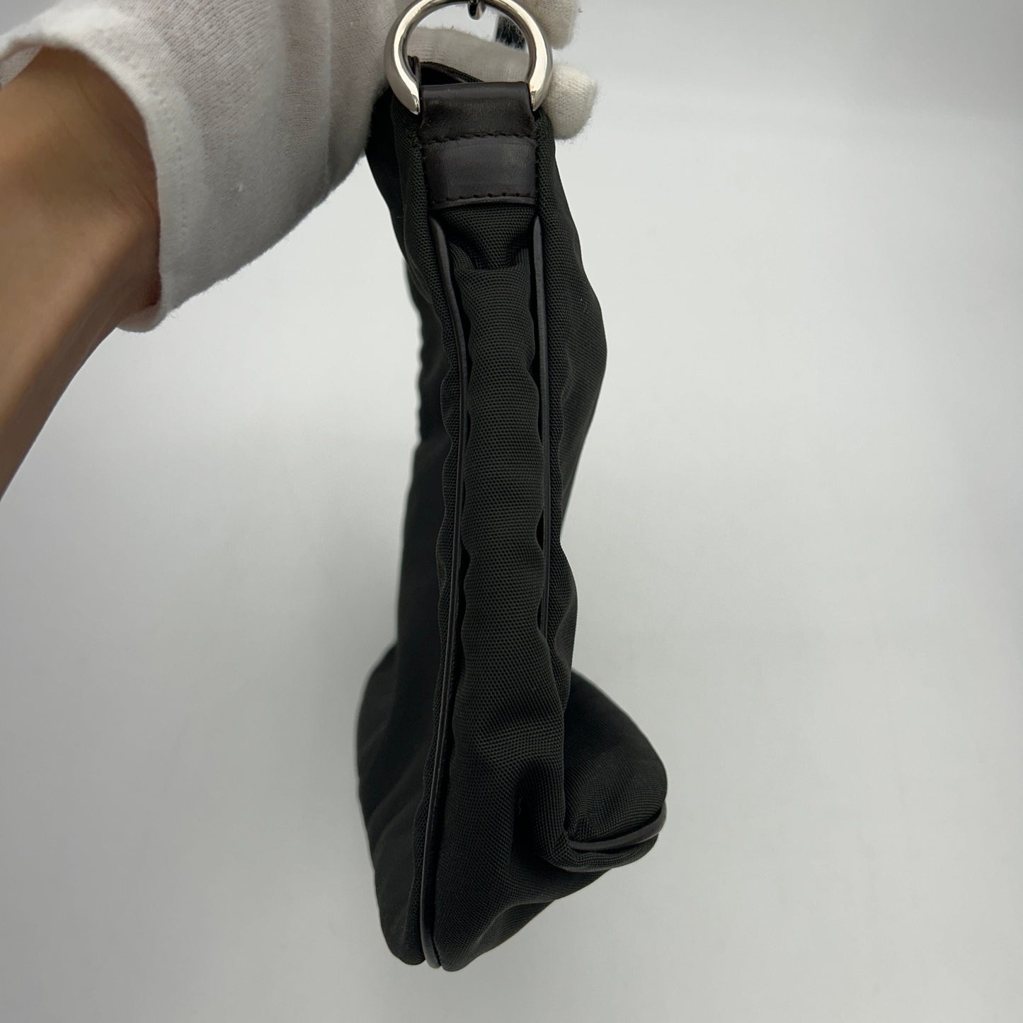 Gucci Nylon Handbag Black gu8810sw