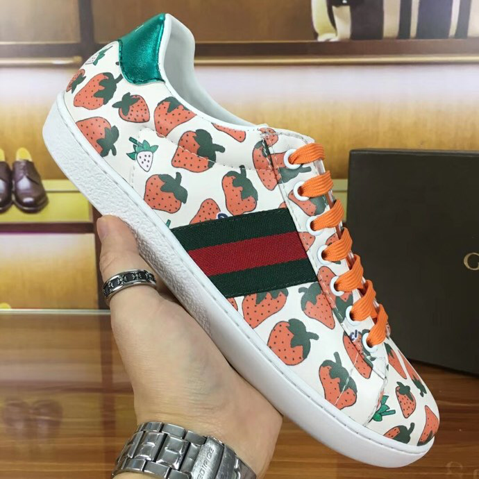 GLM-GCI Ace Strawberry Sneaker 020