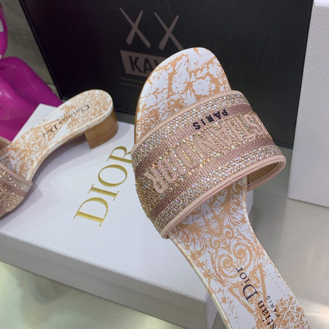 Dior WomenÃƒÂ¢Ã¢â€šÂ¬Ã¢â€žÂ¢s Shoes Dway Heeled Slide Metallic Thread Strass