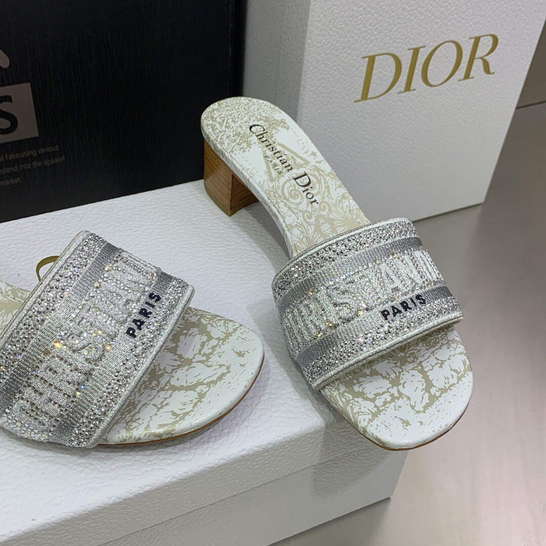 Dior WomenÃƒÂ¢Ã¢â€šÂ¬Ã¢â€žÂ¢s Shoes Dway Heeled Slide Metallic Thread Strass
