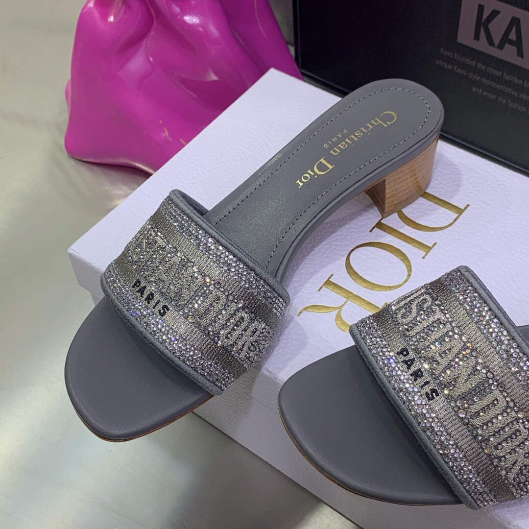 Dior WomenÃƒÂ¢Ã¢â€šÂ¬Ã¢â€žÂ¢s Shoes Dway Heeled Slide Metallic Thread Strass