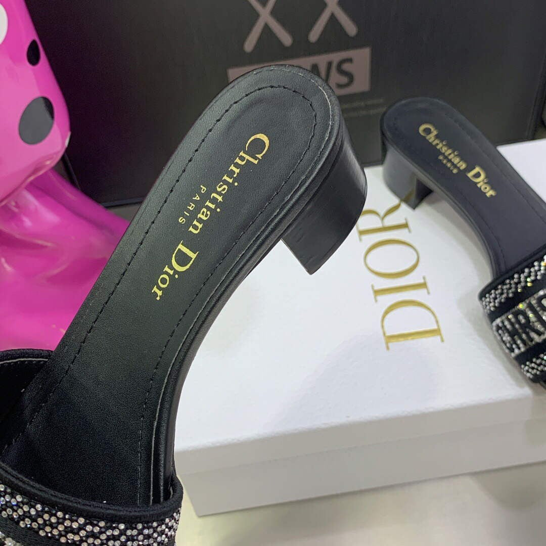 Dior WomenÃƒÂ¢Ã¢â€šÂ¬Ã¢â€žÂ¢s Shoes Dway Heeled Slide Metallic Thread Strass