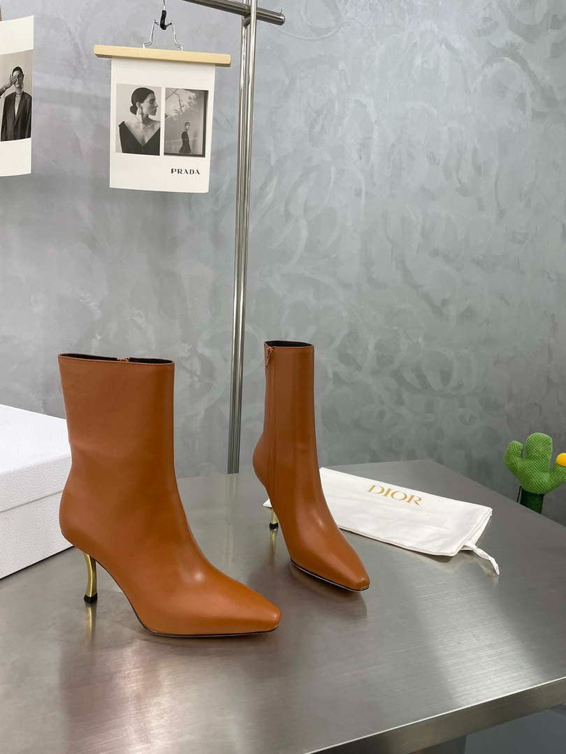 Dior WomenÃƒÂ¢Ã¢â€šÂ¬Ã¢â€žÂ¢s Shoes Kci806vvv_S900 D-Fame Heeled Ankle Boot
