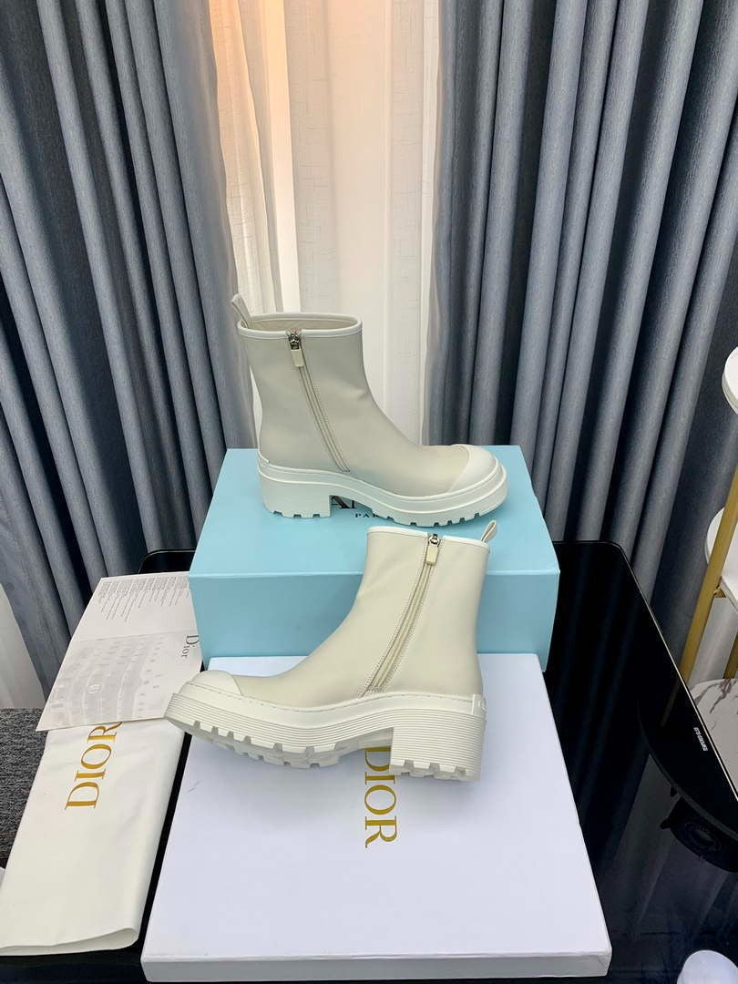 Dior WomenÃƒÂ¢Ã¢â€šÂ¬Ã¢â€žÂ¢s Shoes ÃƒÂ¢Ã¢â€šÂ¬Ã¢â‚¬Å“ Dior Symbol Ankle Boot