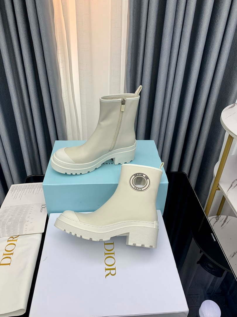 Dior WomenÃƒÂ¢Ã¢â€šÂ¬Ã¢â€žÂ¢s Shoes ÃƒÂ¢Ã¢â€šÂ¬Ã¢â‚¬Å“ Dior Symbol Ankle Boot