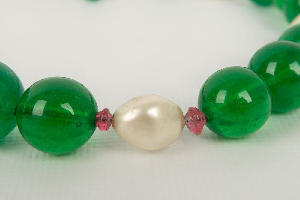 Collier de perles de verre
