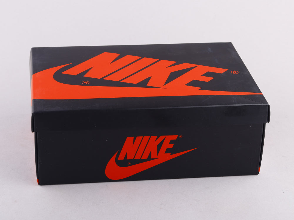 GLM - AJ1 Red Hook Black Toe