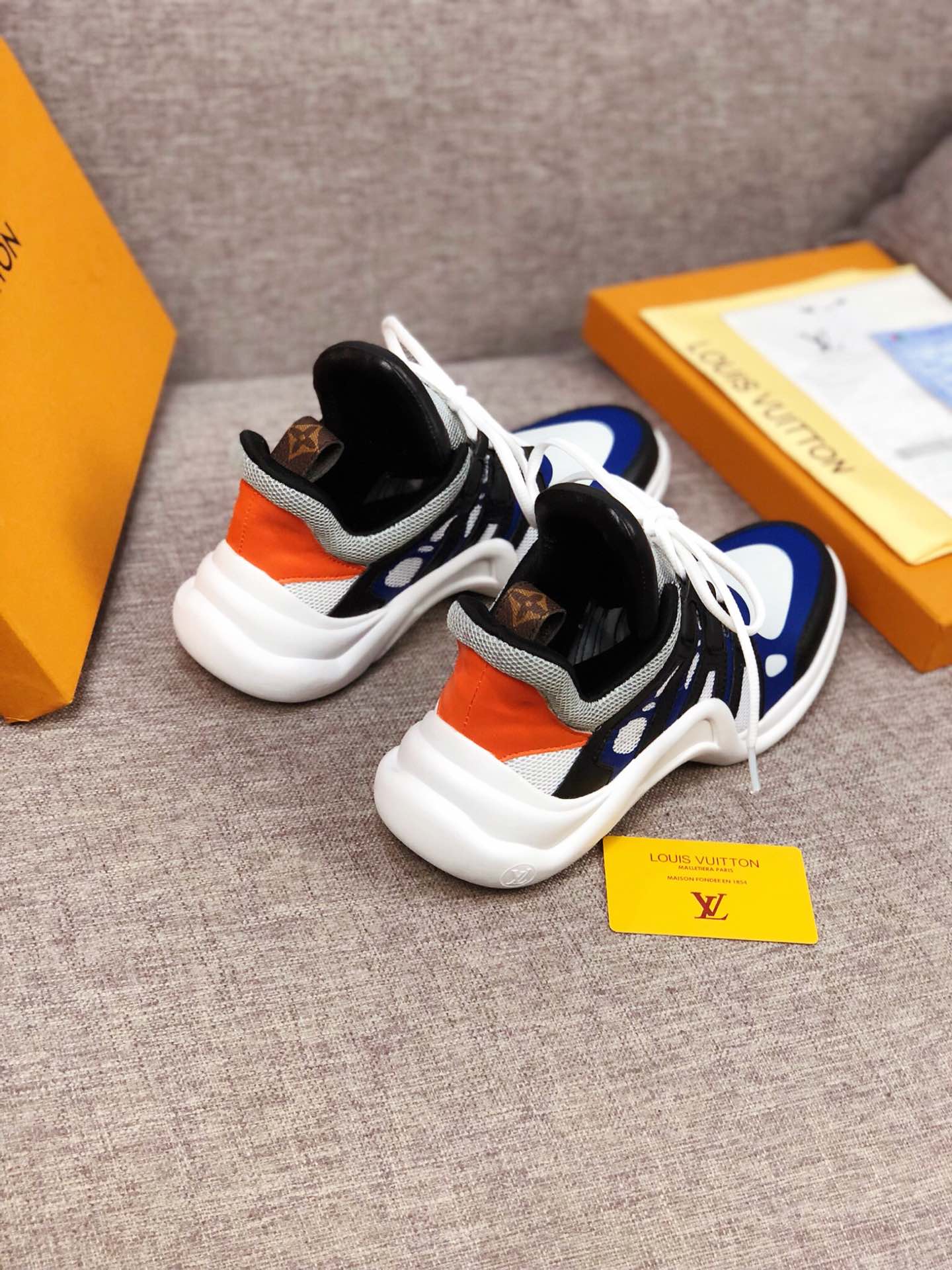 GLM - LUV Archlight Blue White Black Sneaker