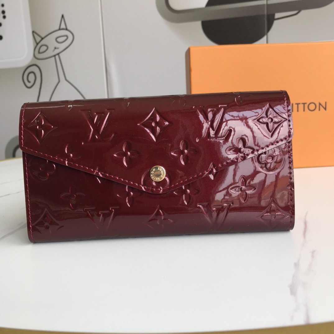 GLM - Top Quality Wallet LUV 007