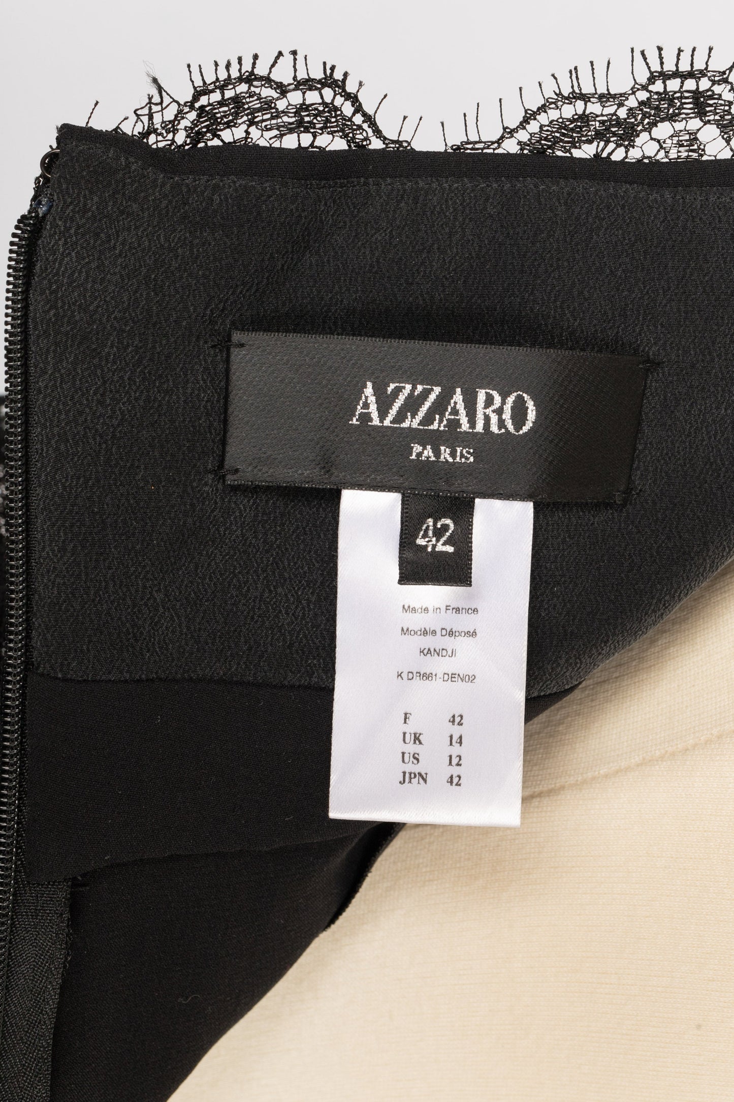 Robe en dentelle Azzaro