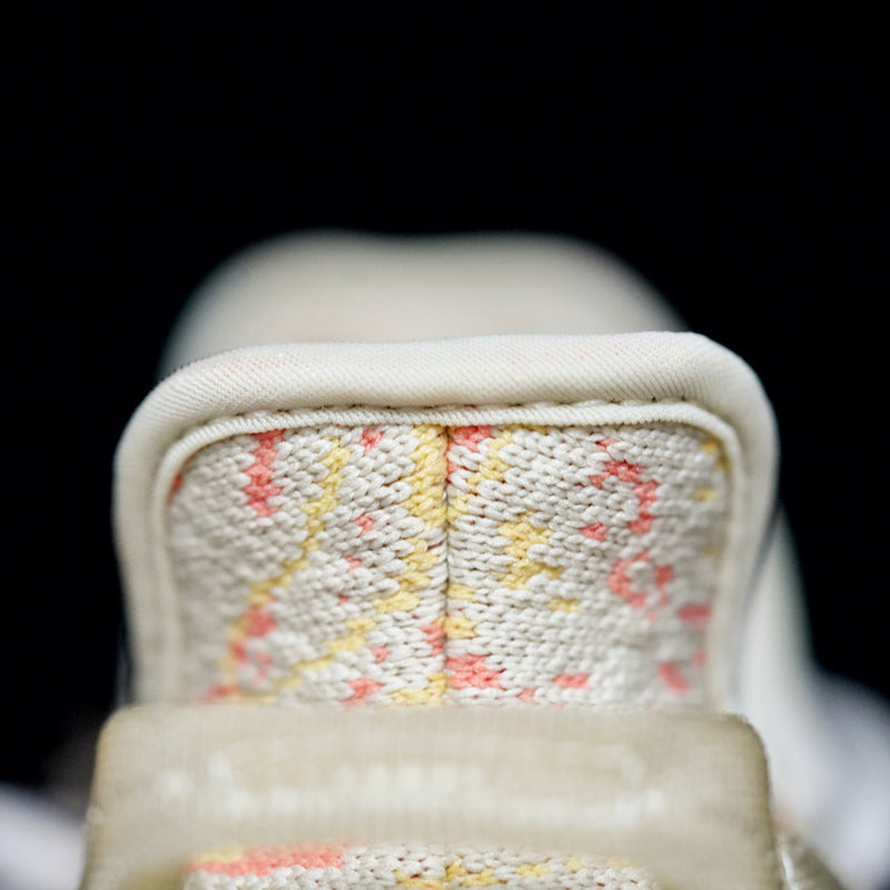 GLM - Yzy 350 MX Oat Tyrannosaurus Sneaker