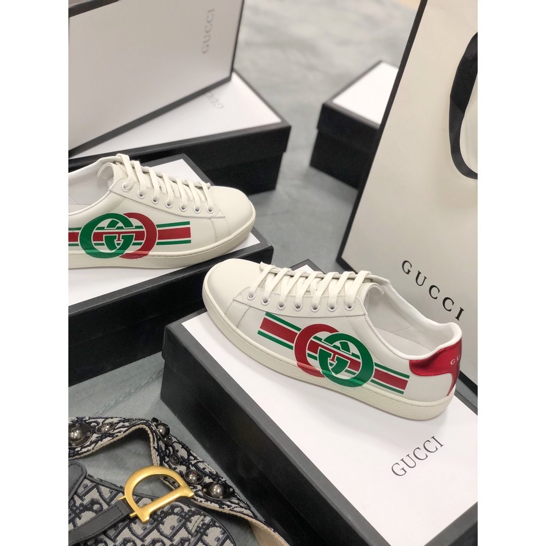 GLM-GCI Ace white interlocking  Sneaker 087