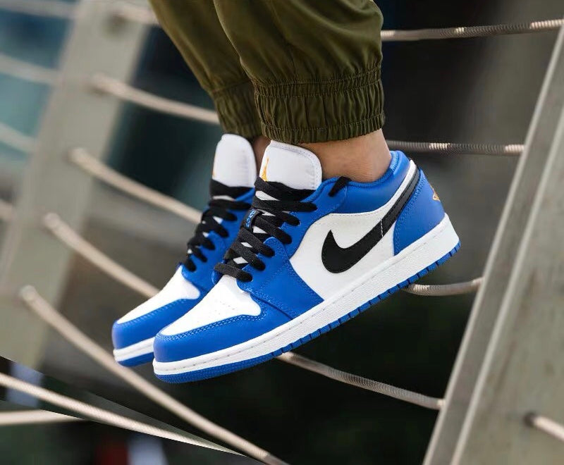 GLM - AJ1 little lightning