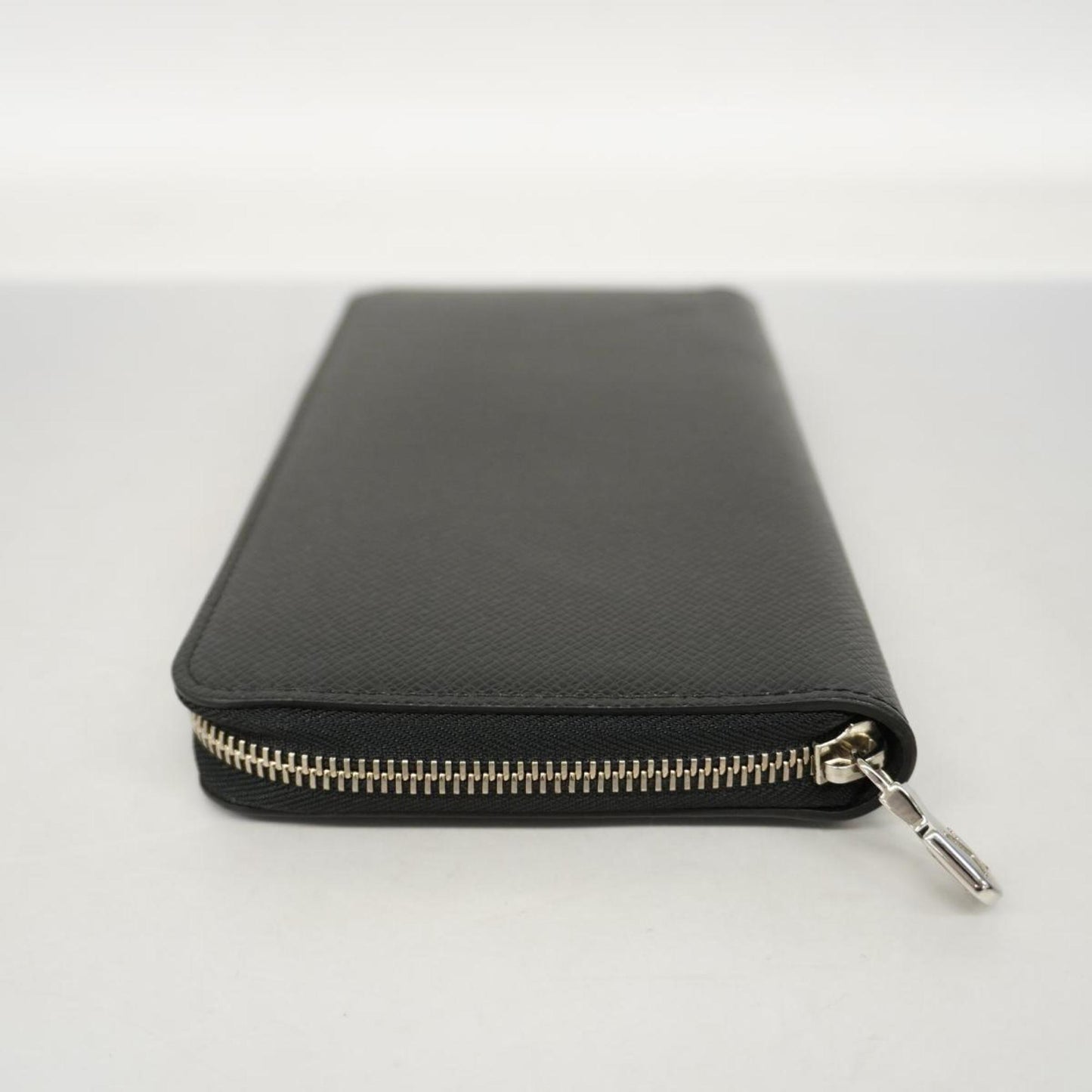Louis Vuitton Zippy Organizer  Leather Wallet  ()