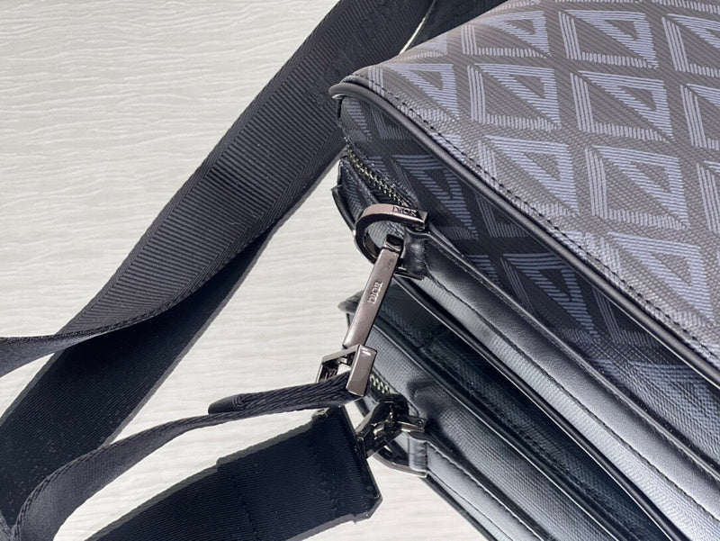 GLM - Dir Bags - 1568