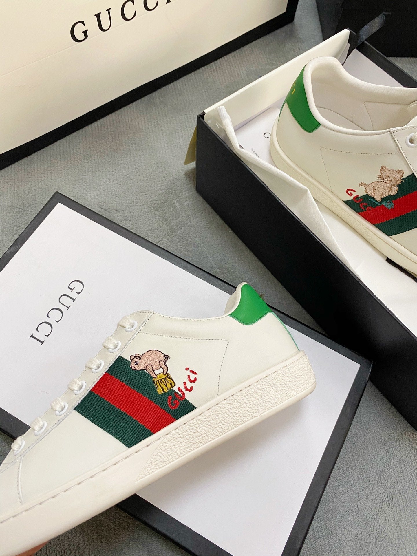 GLM-GCI PIG  Ace Sneaker 074