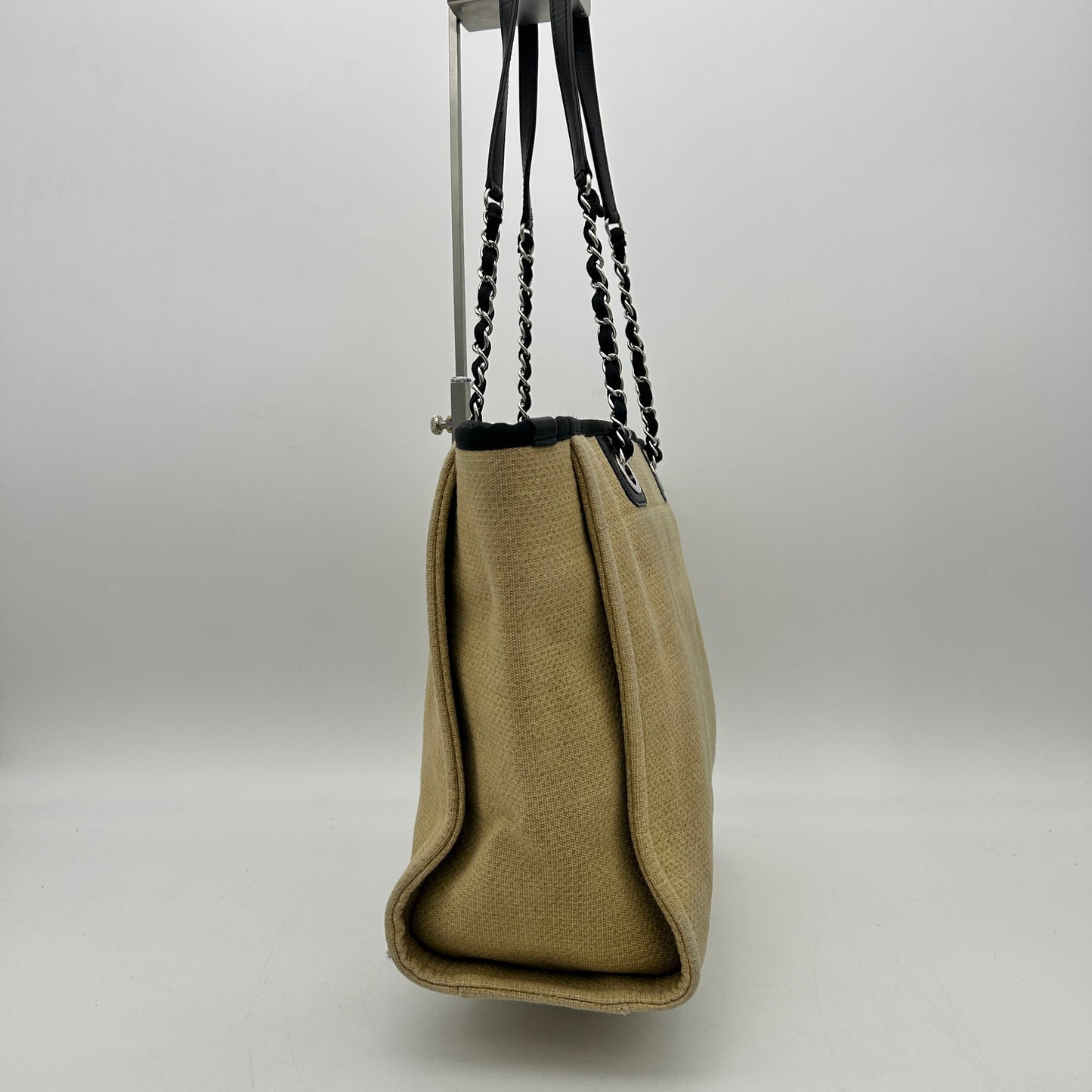 CHANEL Straw Raffia Calfskin Chain Medium Deauville Tote Beige LA42108
