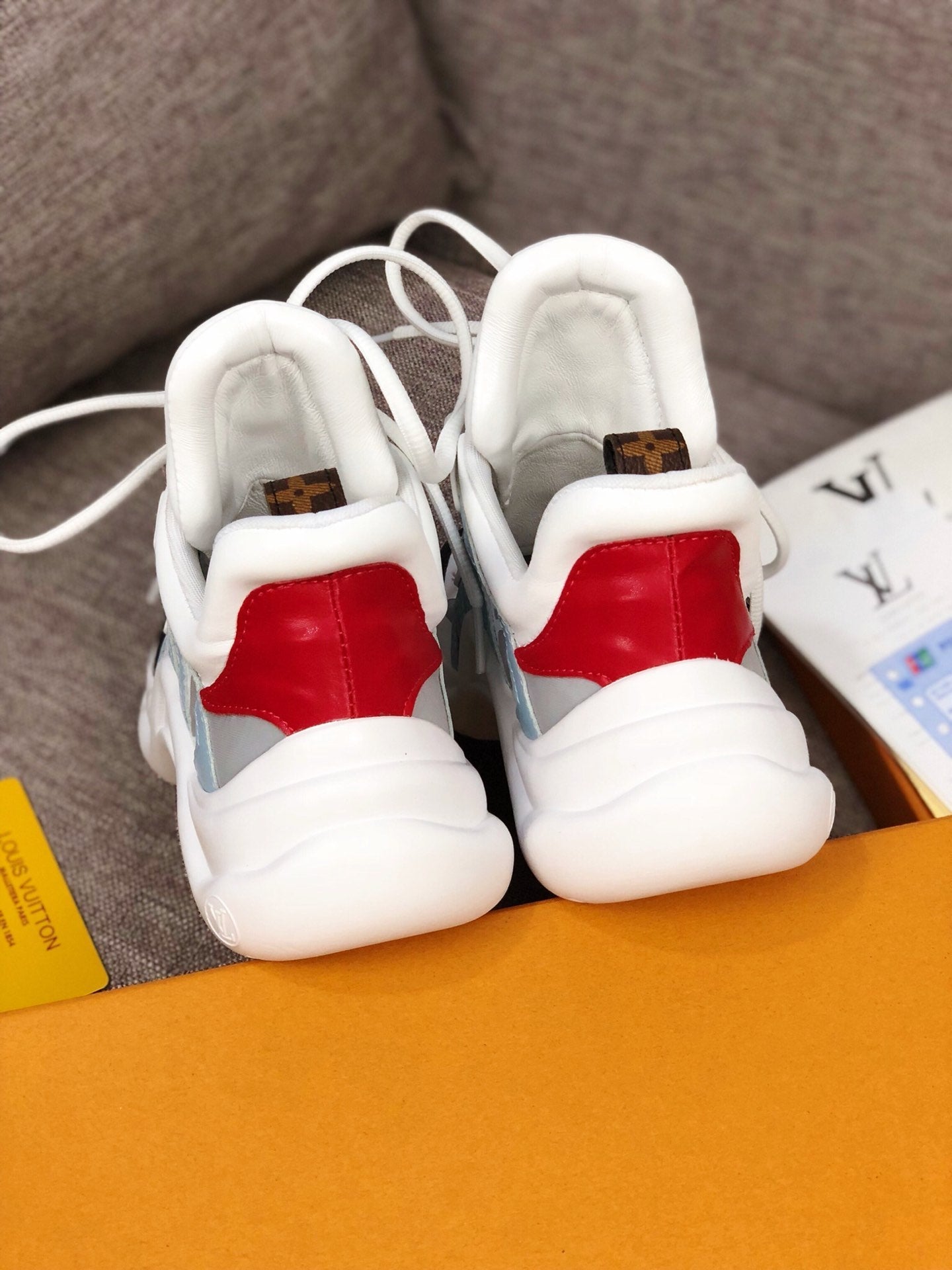 GLM - LUV Archlight White Black Sneaker