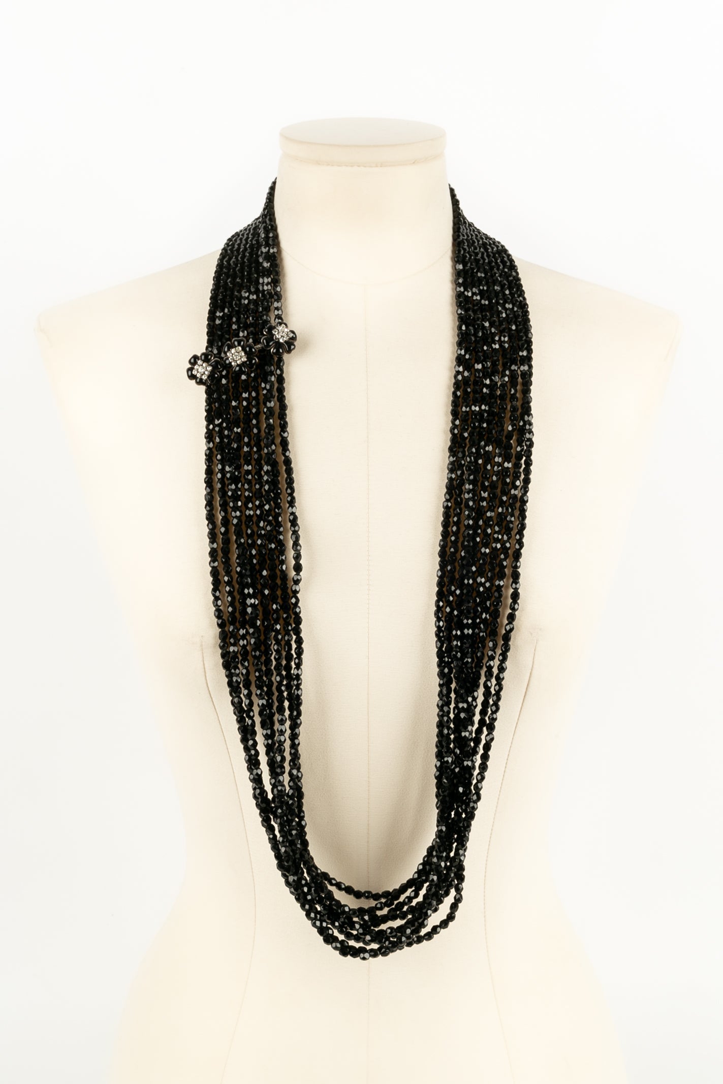 Collier camÃ©lias Chanel