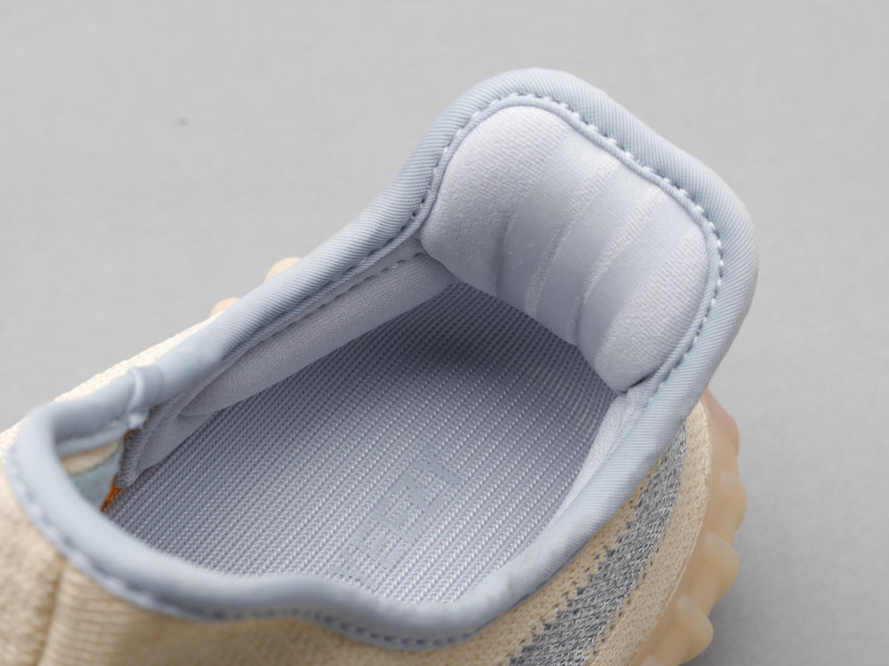 GLM - Yzy 350 Linen Cream Sneaker