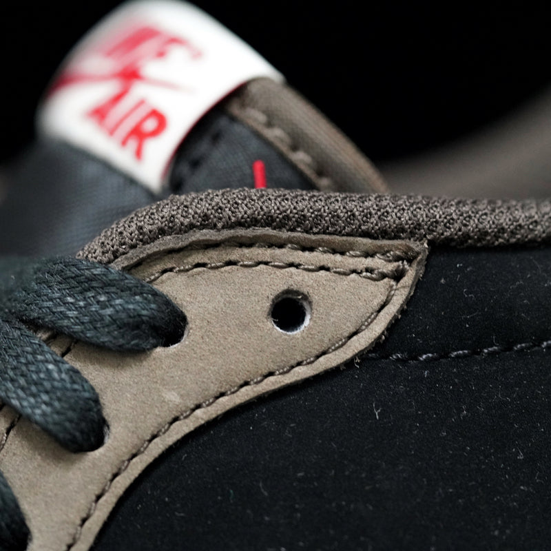 GLM - TS x AJ1 Barb Low Top