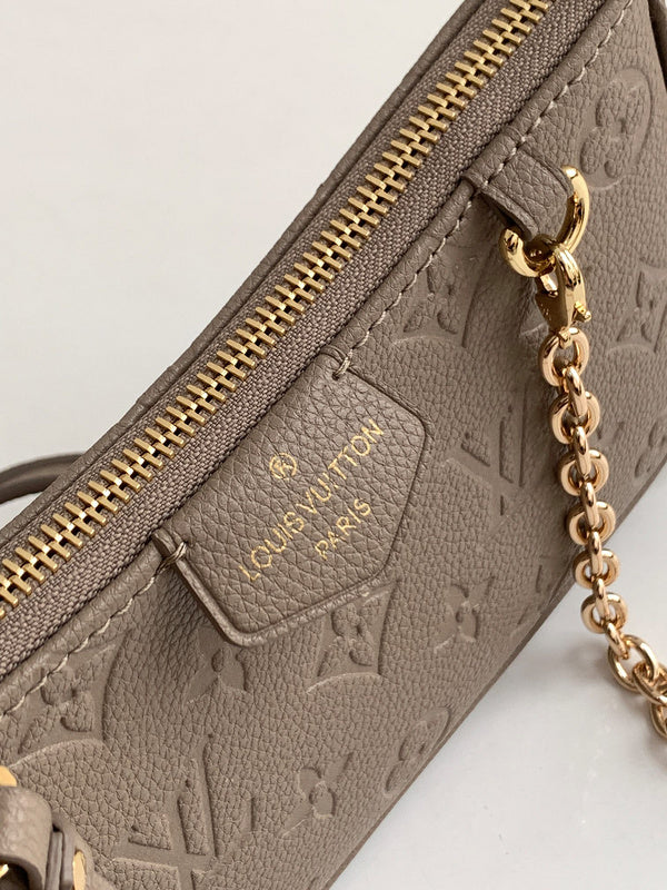 Satchel Bags - Mix1 Items - 224