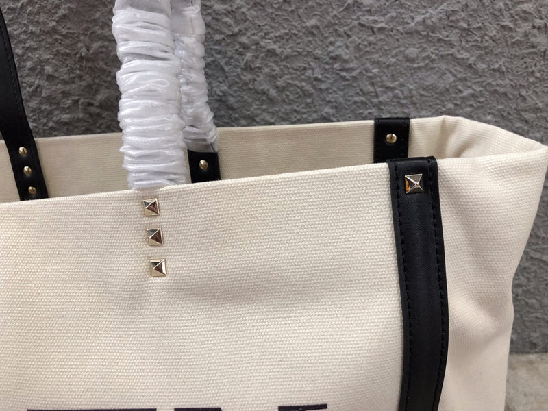 GLM - VEL Bags - 1120