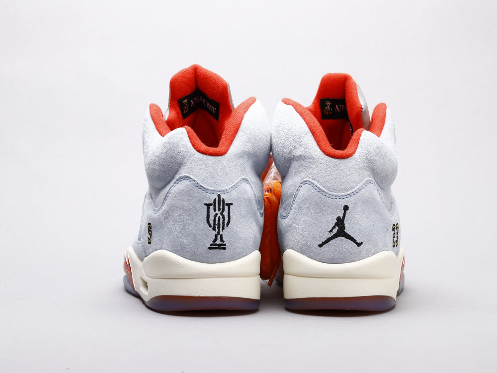 GLM - AJ5 Trophy Room joint name