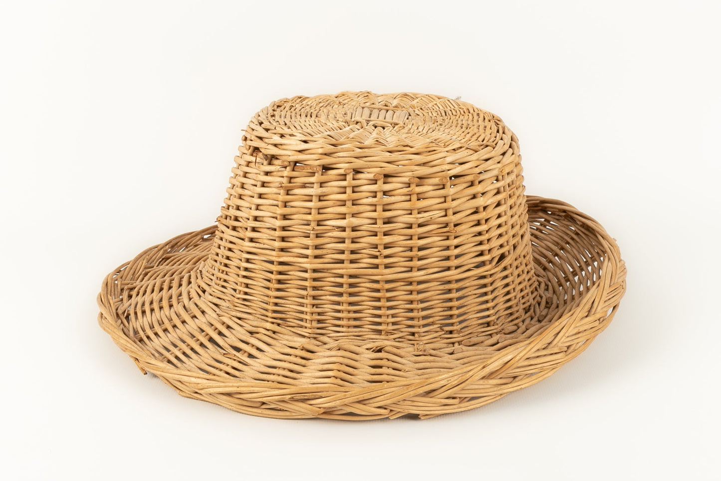 Chapeau en osier