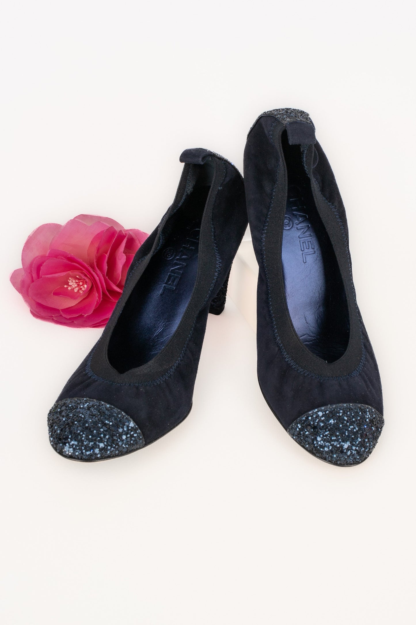 Escarpins Ã  paillettes Chanel