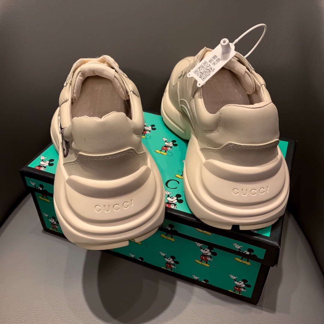 GLM-GCI  RHYTON VINTAGE TRAINER CAT  WHITE SNEAKER 142