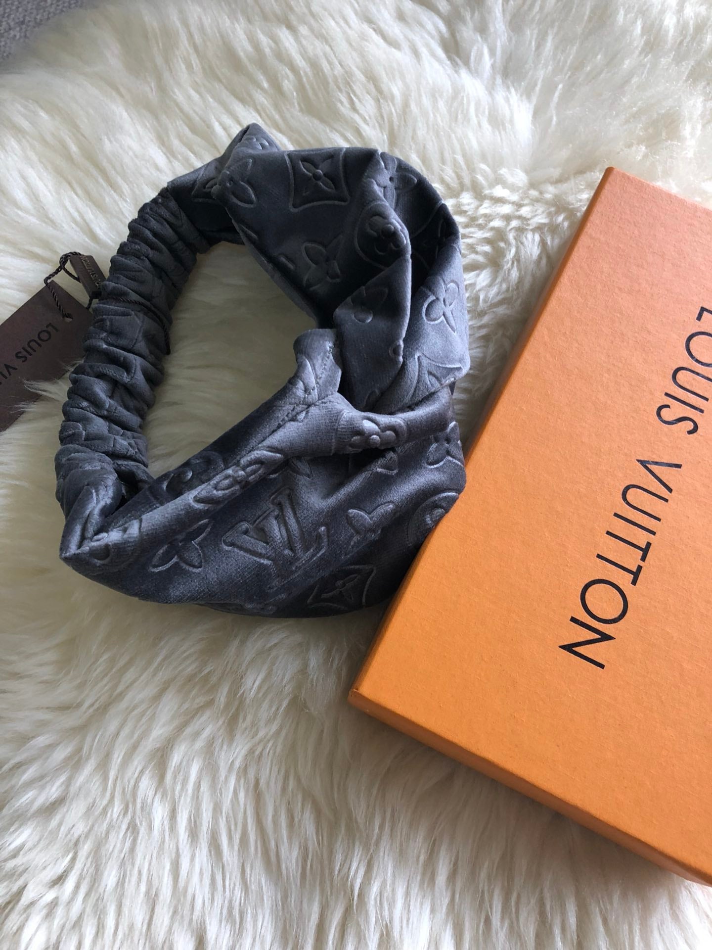 GLM - New Hair Band LUV 003