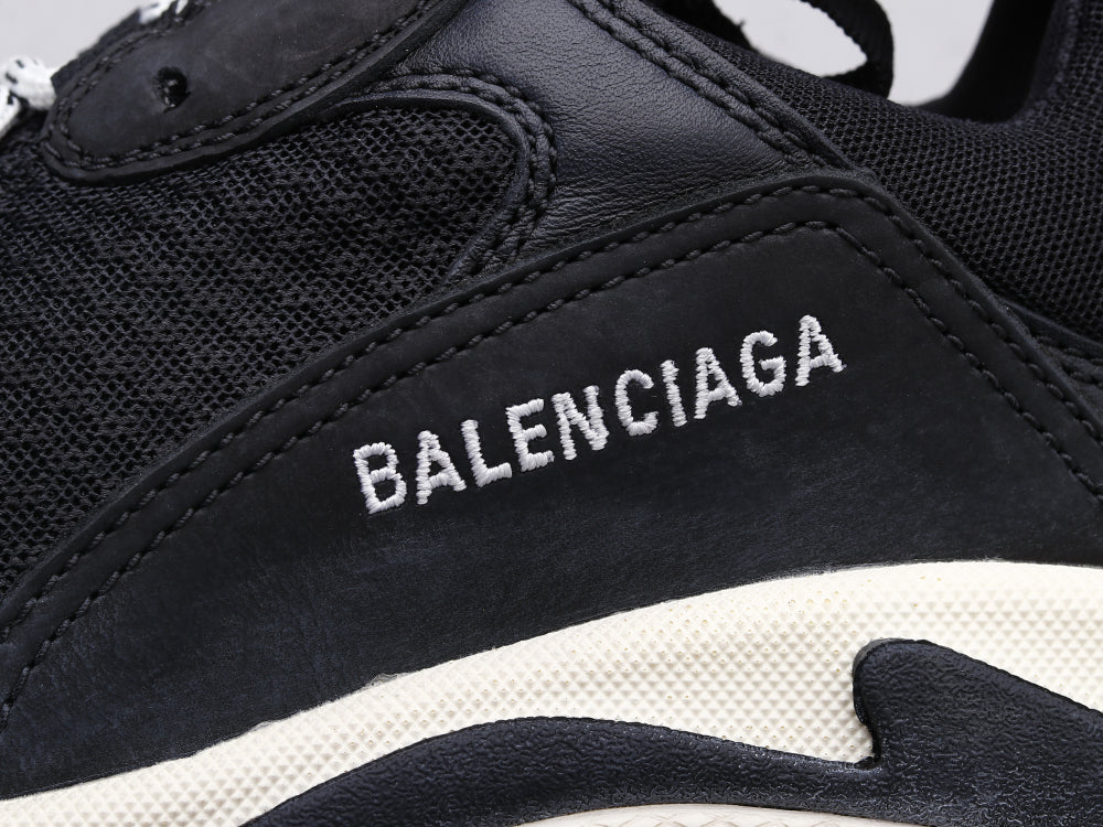 GLM - Bla Triple S Black and Red Sneaker