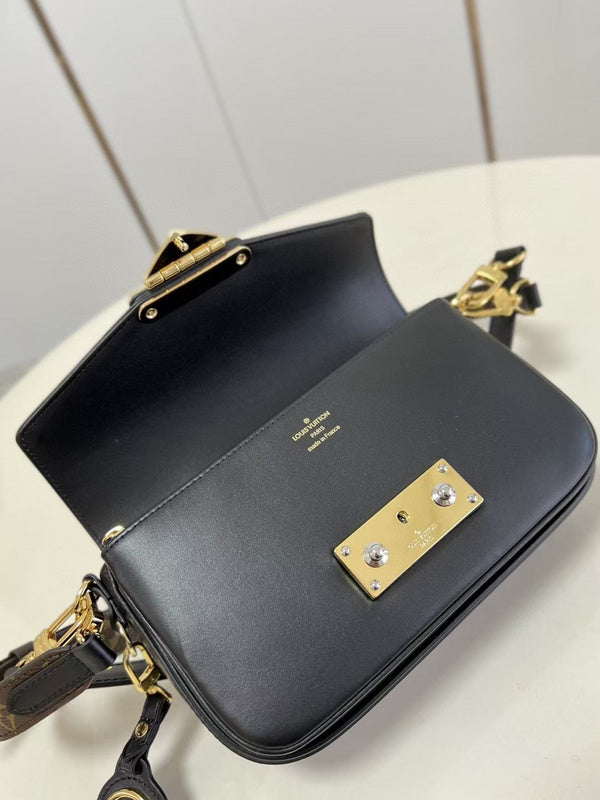 Satchel Bags - Mix1 Items - 061