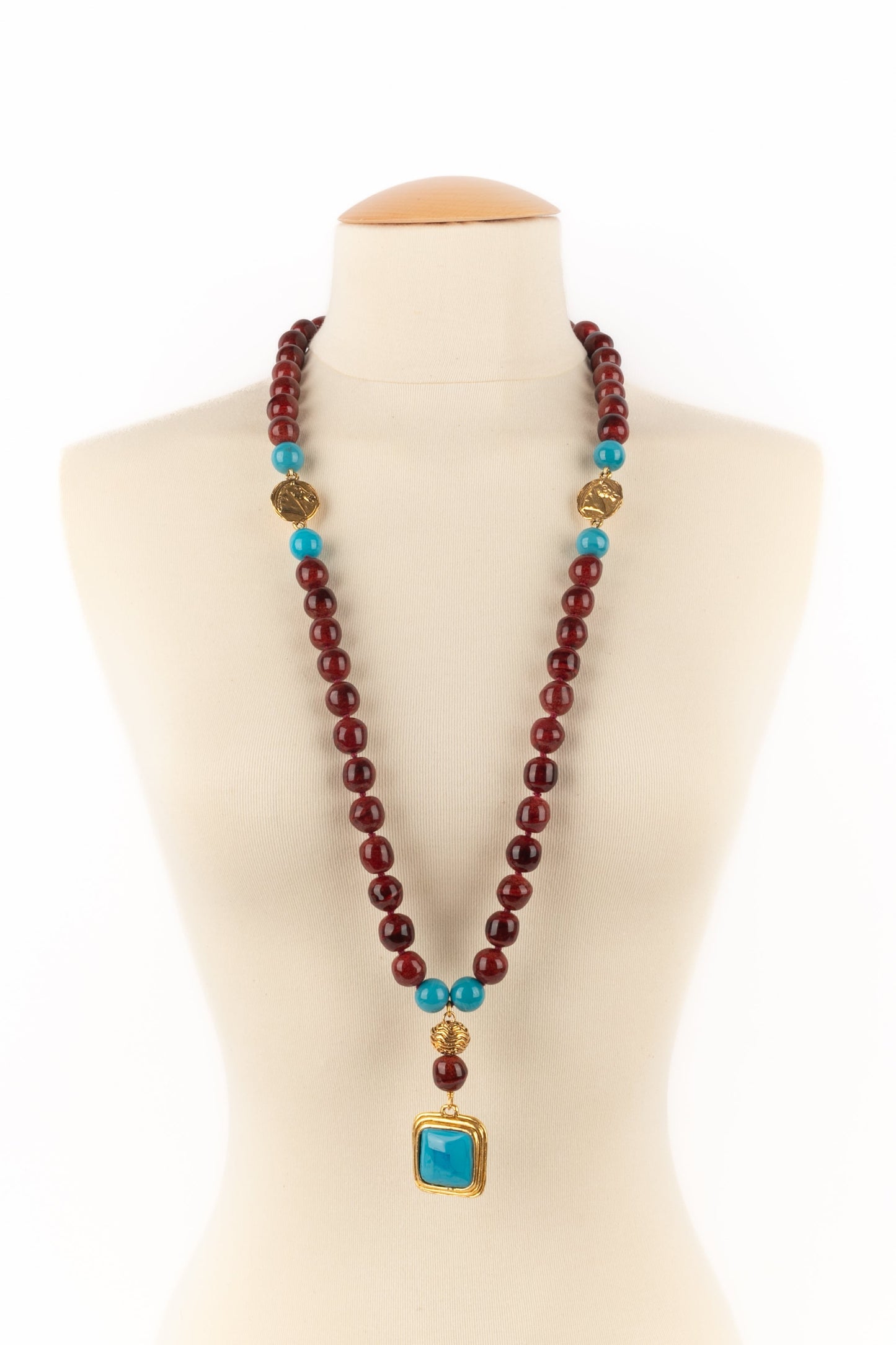 Collier baroque Chanel