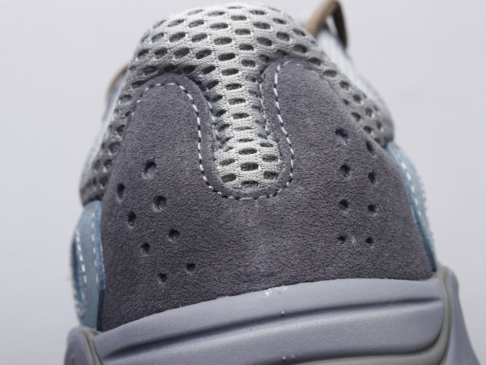 GLM - Yzy 700 Teal BLue Sneaker