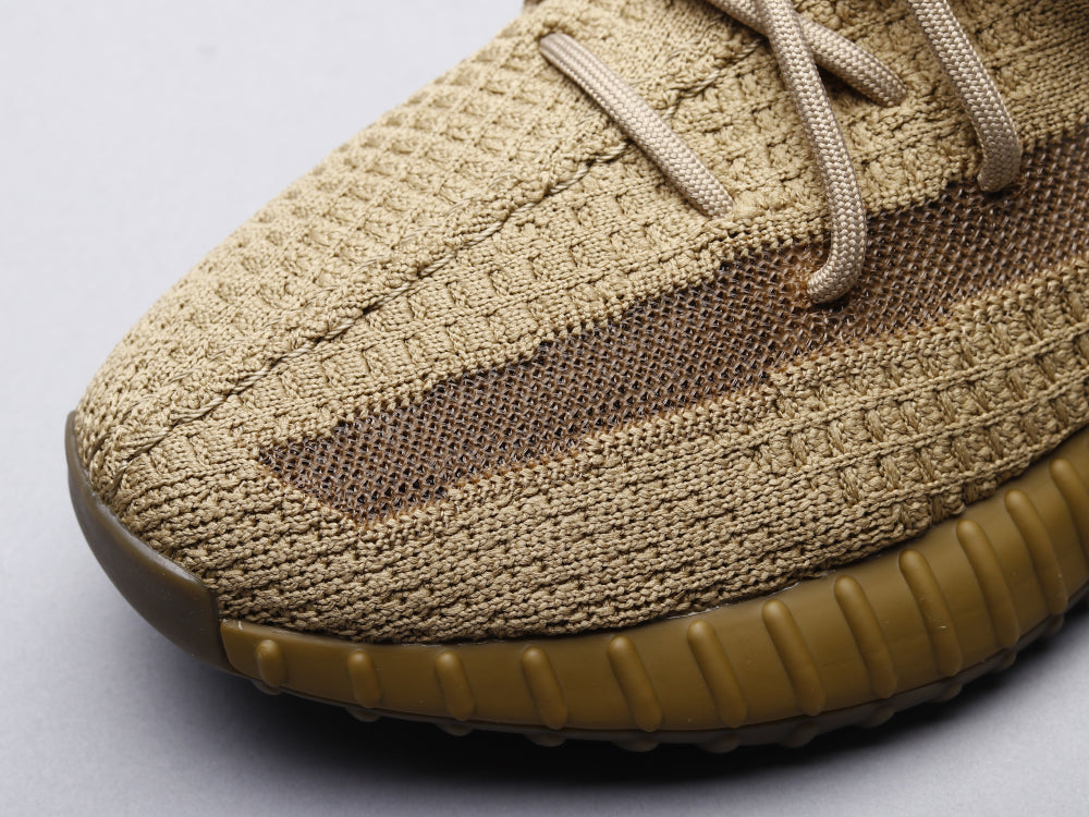 GLM - Yzy 350 Earth Sneaker