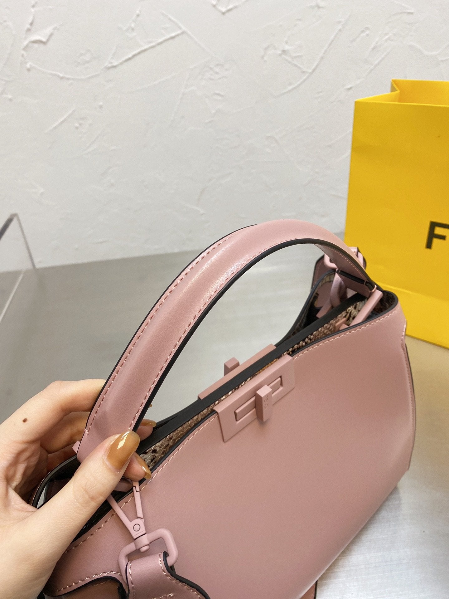 GLM - Top Quality Bags FEI 102