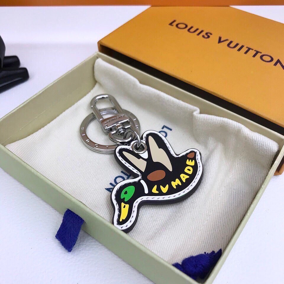 GLM - Top Quality Keychains LUV 011